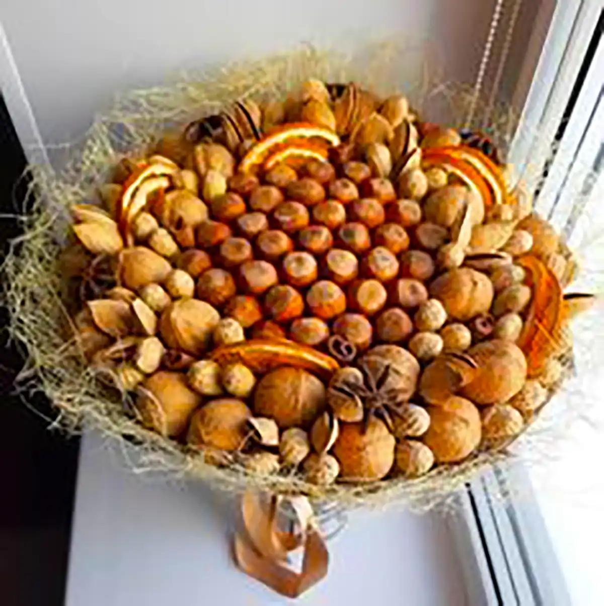 گردو و بادام سفره عقد