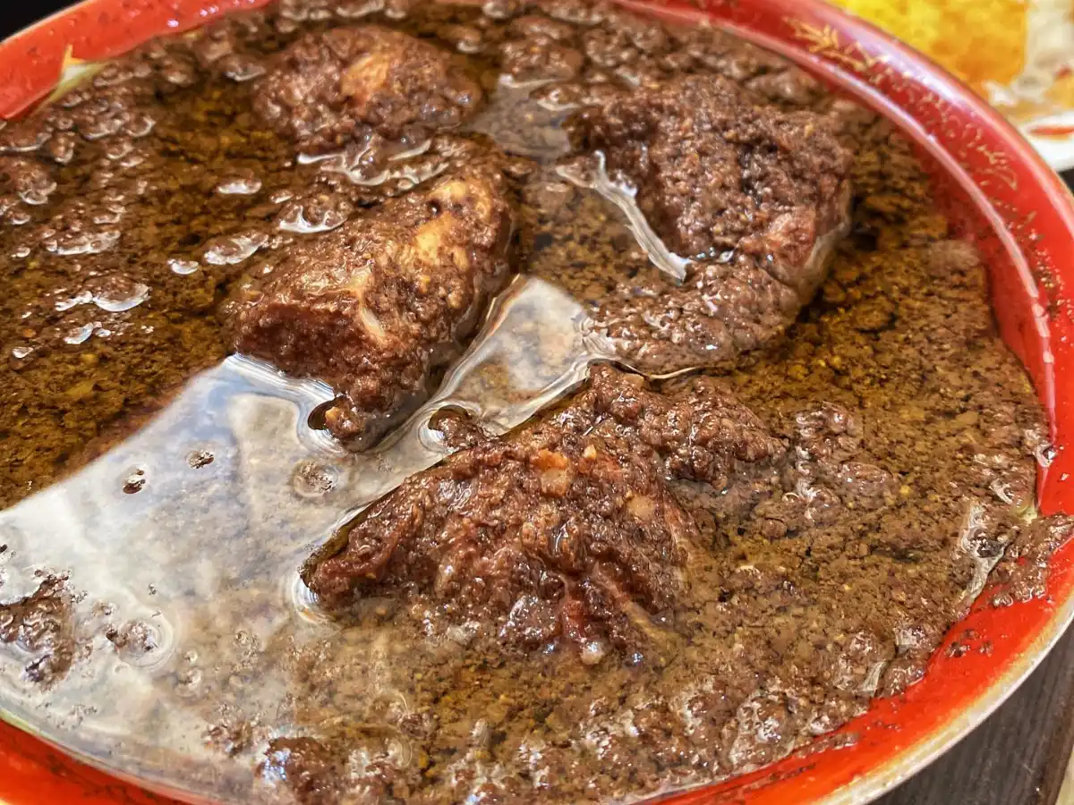 طرز تهیه خورش فسنجان؛ آموزش مرحله به مرحله به همراه نکات مهم
