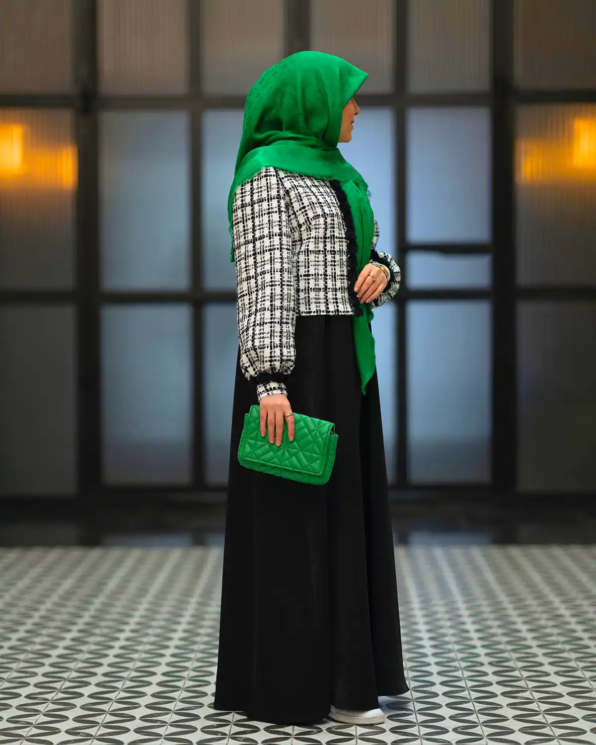 تیپ پوشیده و شیک برای بانوان