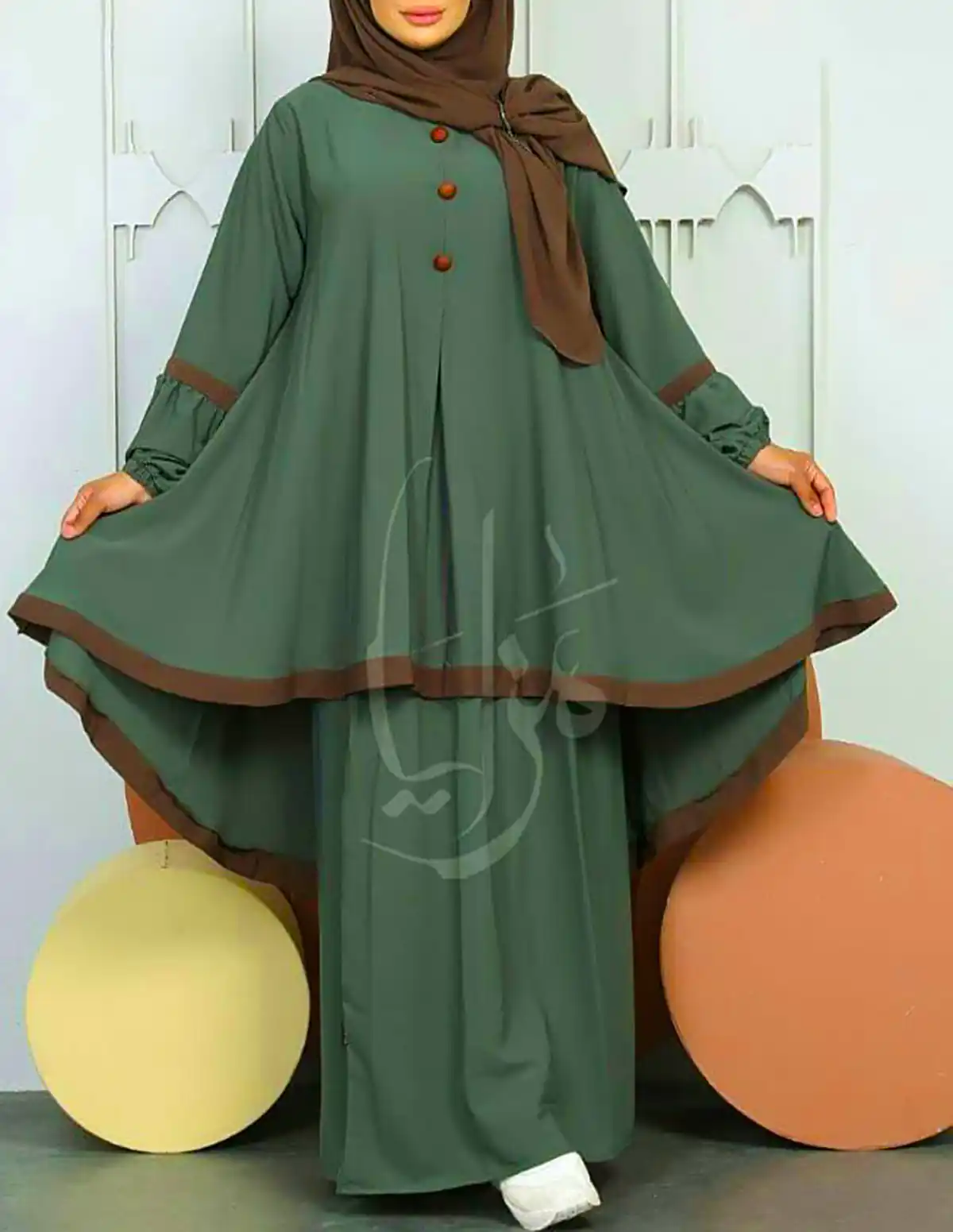 مانتو باوقار ساده و شیک