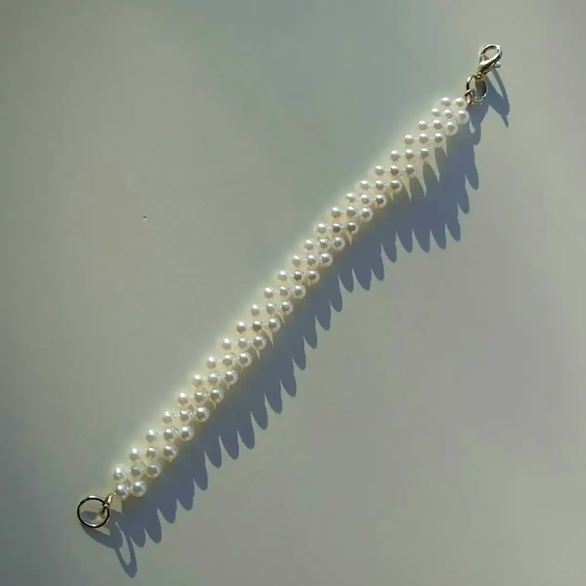 دستبند دخترونه با مروارید درخشان