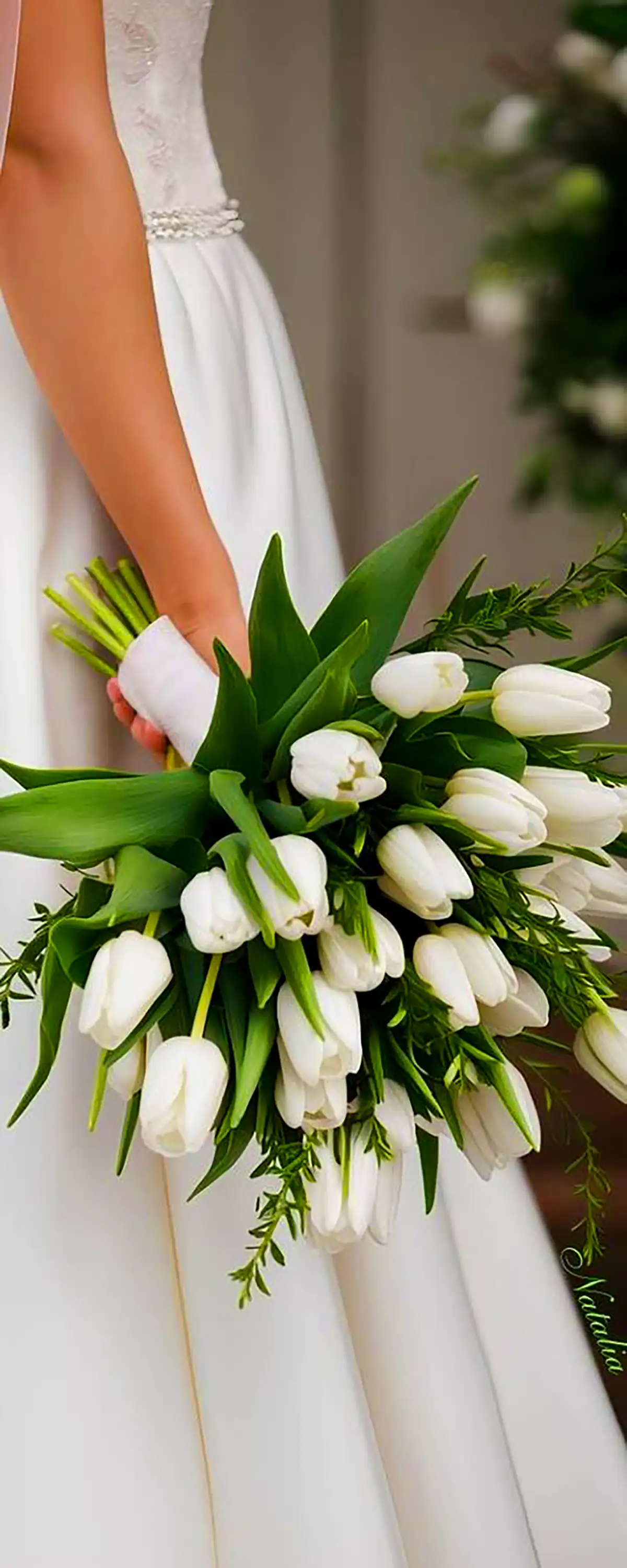 دسته گل لاله برای عروس