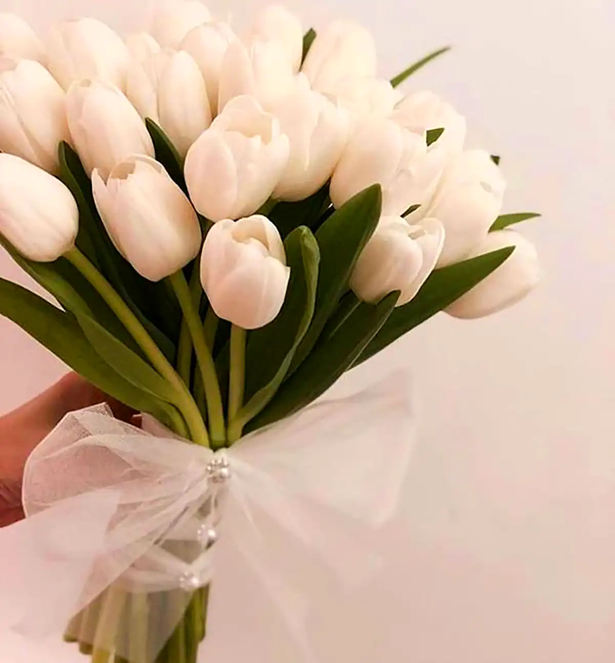 دسته گل لاله برای عروس