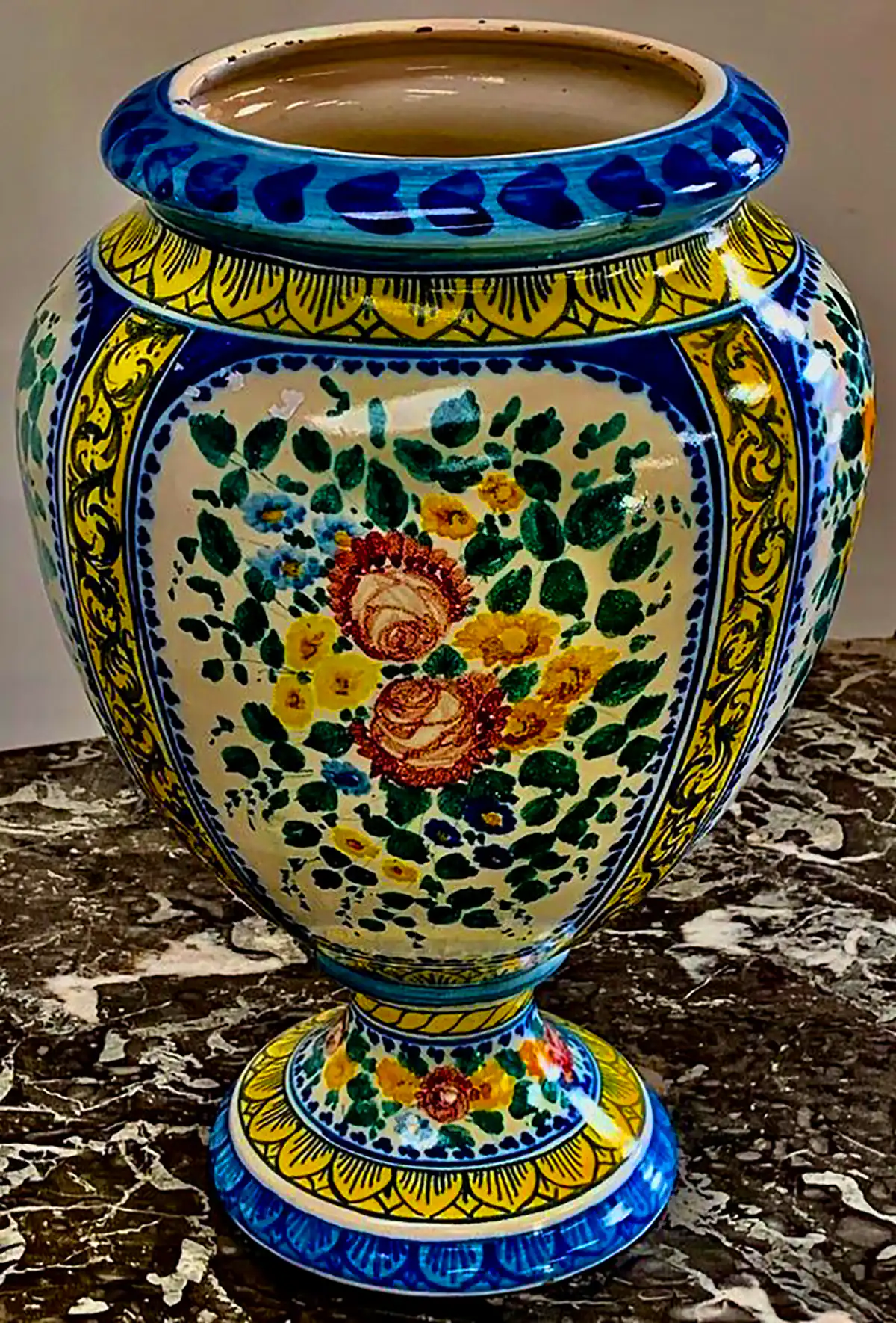 کوزه سنتی دستساز