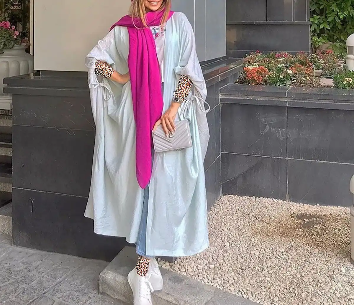 مانتوهای بلند و لوکس