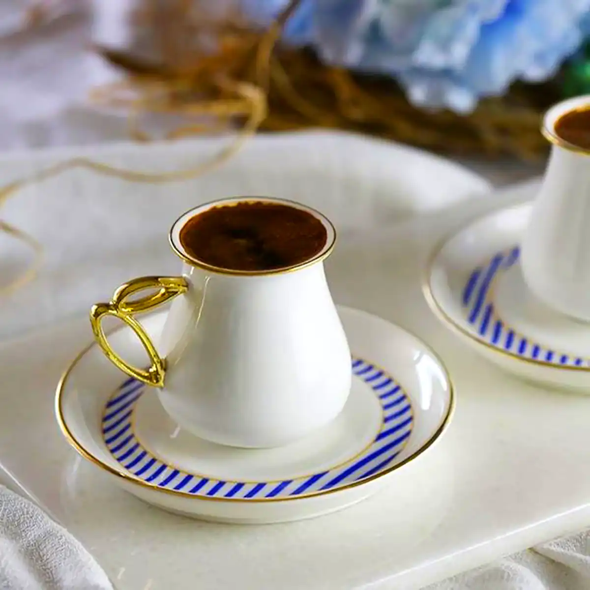 ست فنجون و نعلبکی شیک