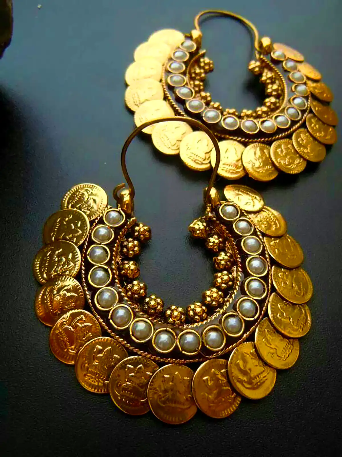 گوشواره آویز پولکی