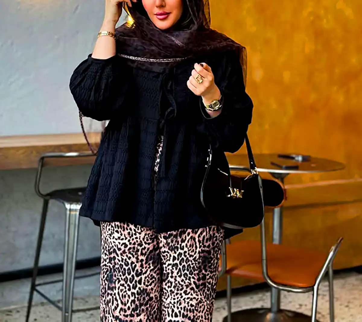 کت زنانه مدرن با طراحی خاص