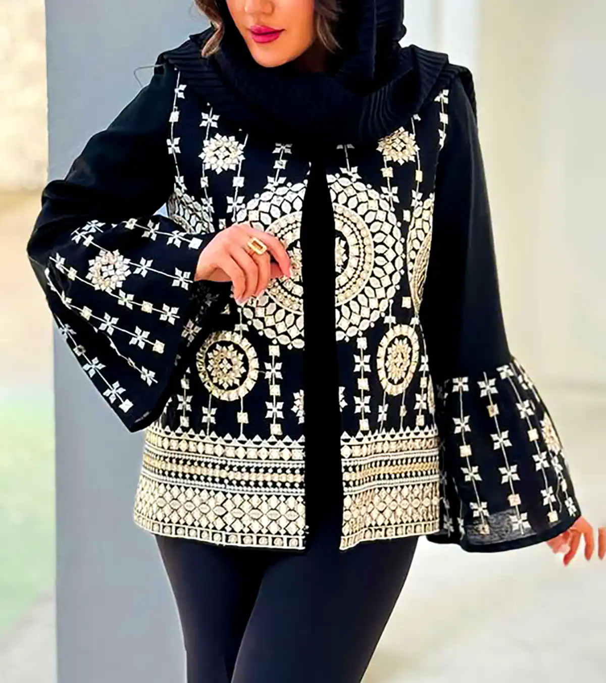 کت زنانه مدرن با طراحی خاص