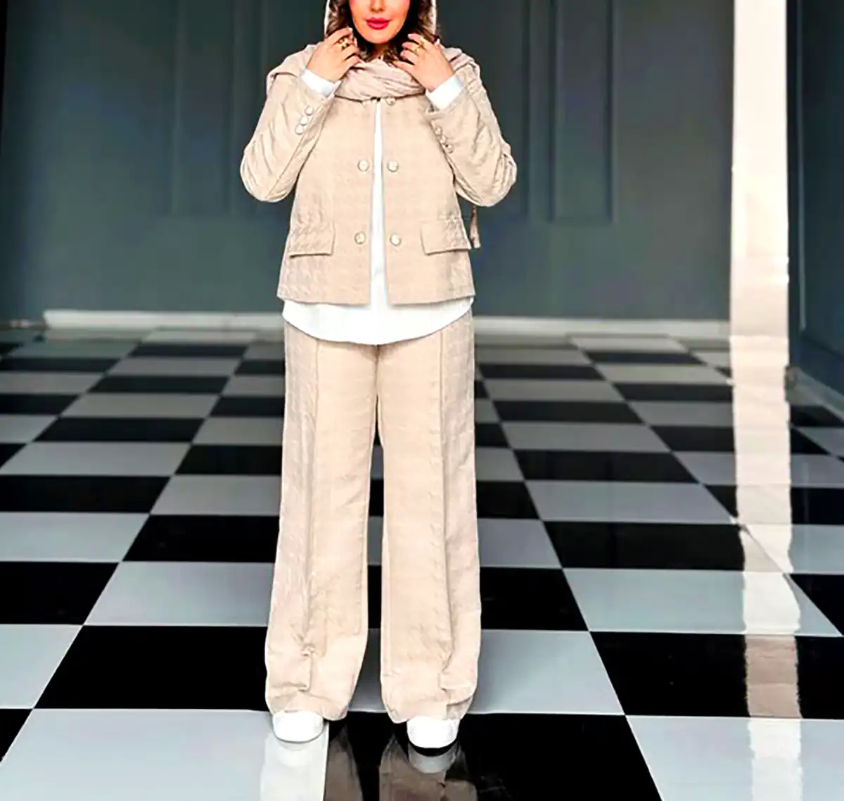 کت زنانه مدرن با طراحی خاص