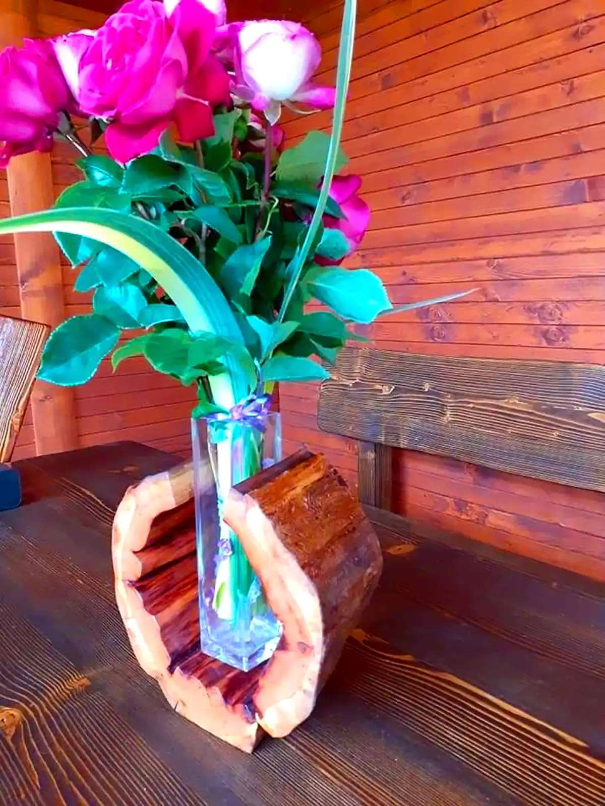 گلدان شیشه ای تنه درختی