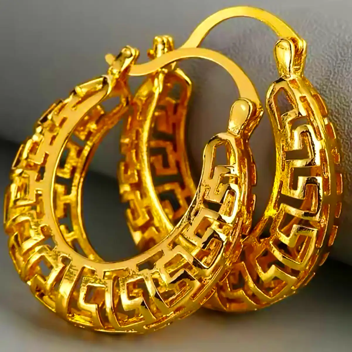 گوشواره حلقه ای طرحدار
