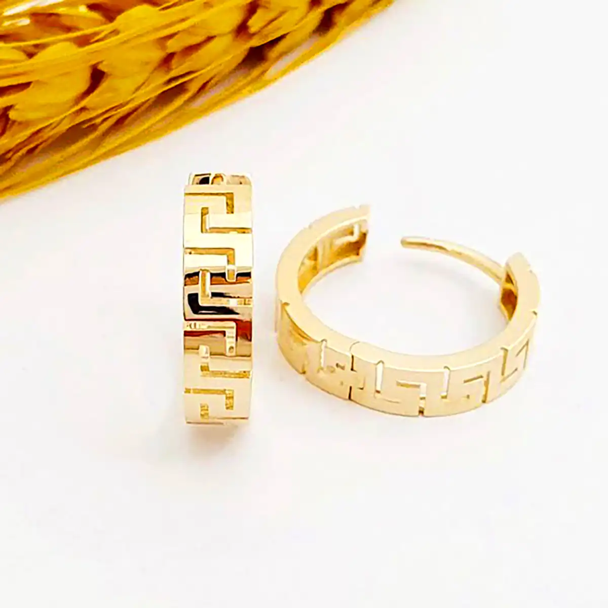 گوشواره حلقه ای طرحدار