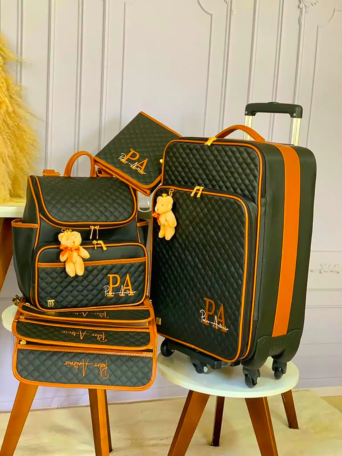 نگهدارنده کتاب شیک