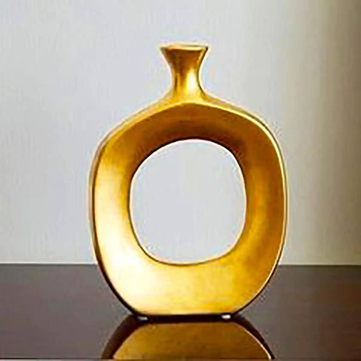 گلدان حلقه ای مدرن و مینیمال