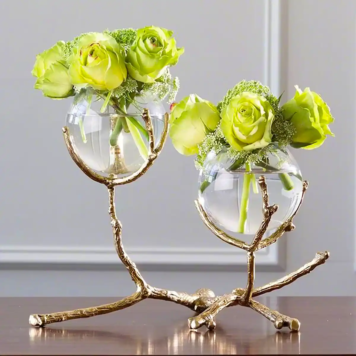 گلدان شیشه ای گل طبیعی