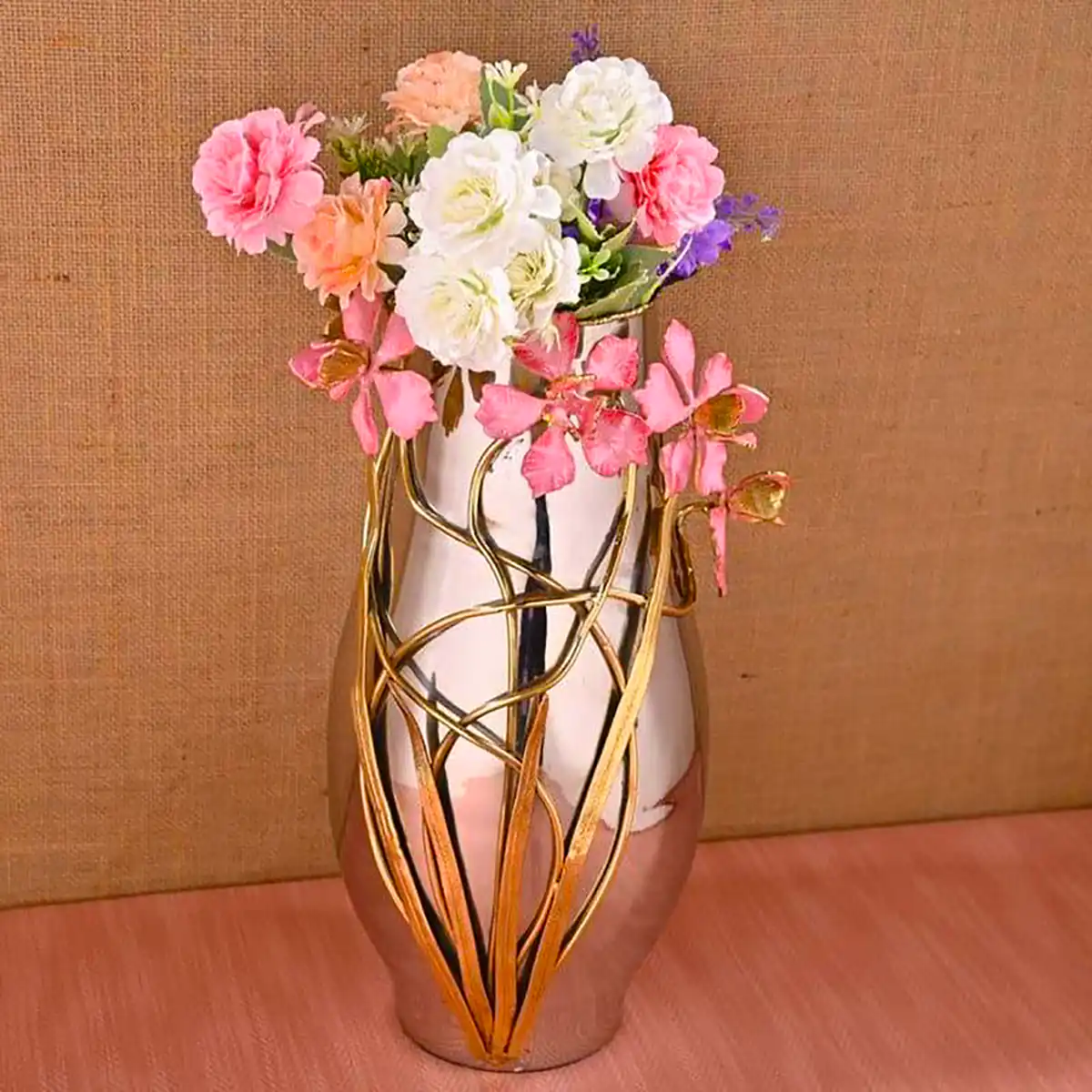 گلدان شیشه ای گل طبیعی