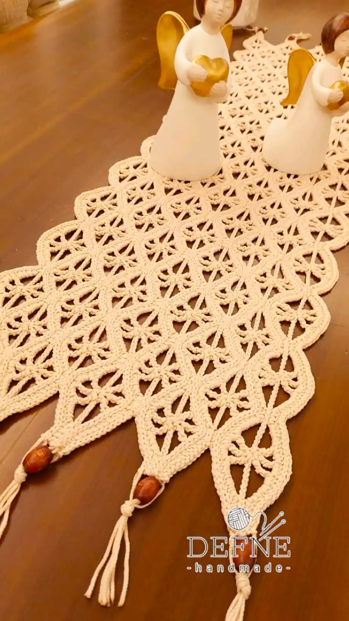 رانر رومیزی بافتنی