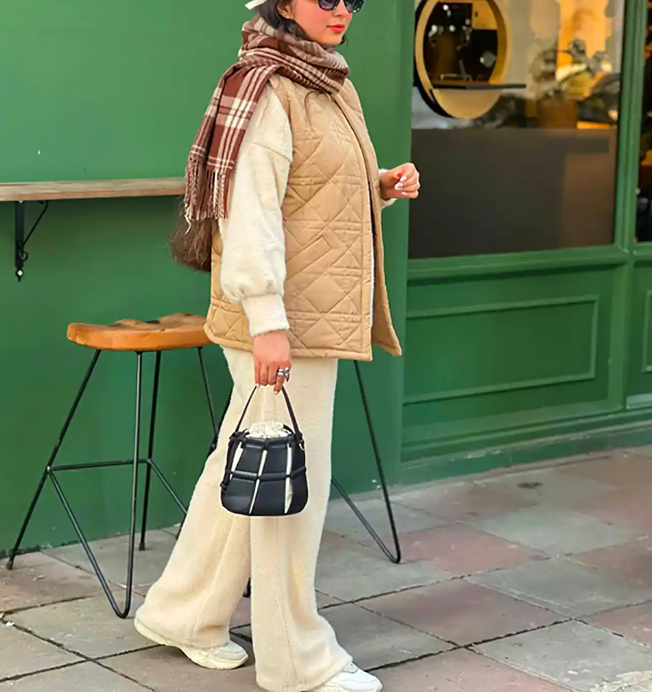 مانتو لاکچری با دوخت حرفه ای