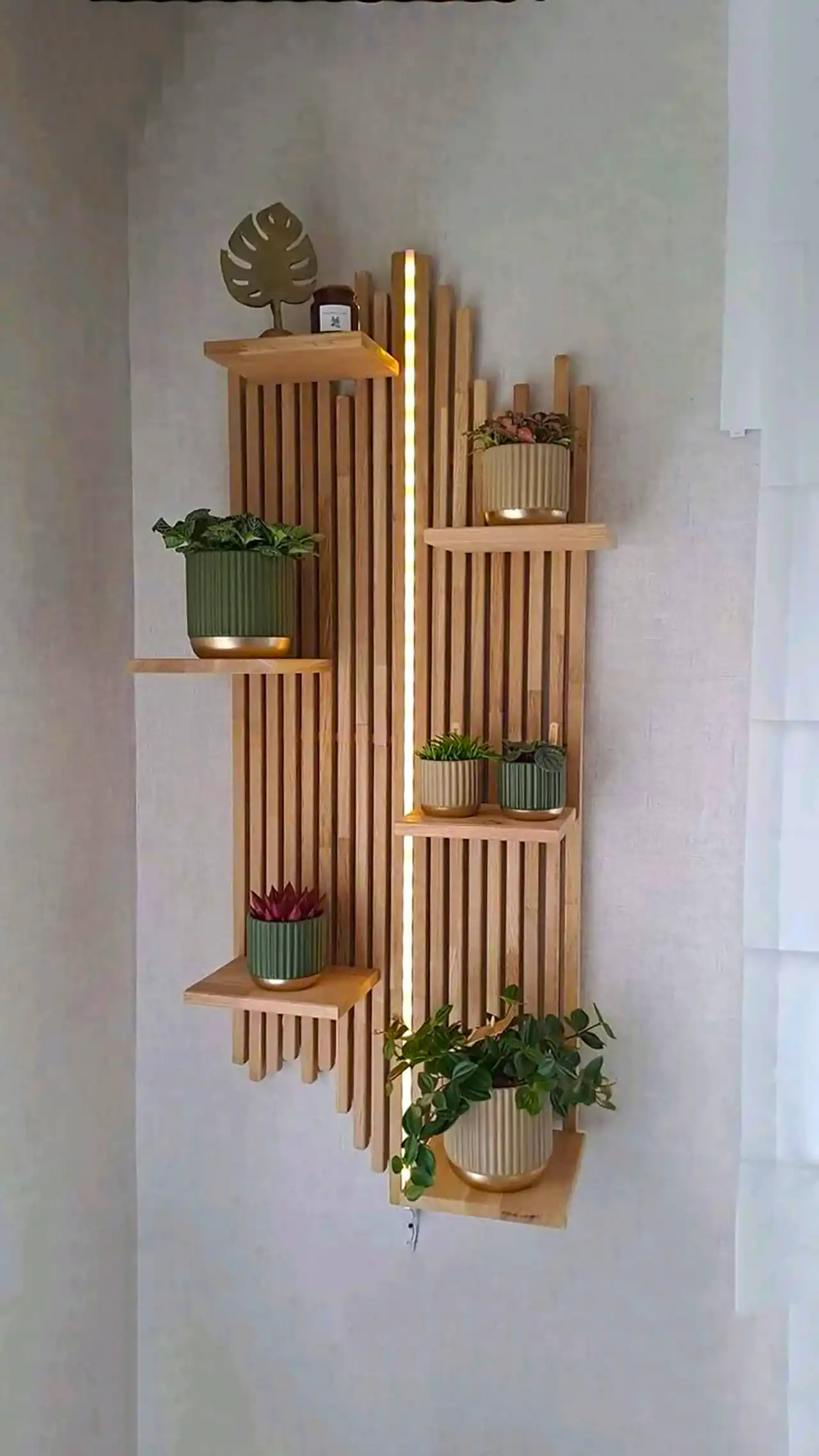 قفسه چوبی دیواری مدرن 