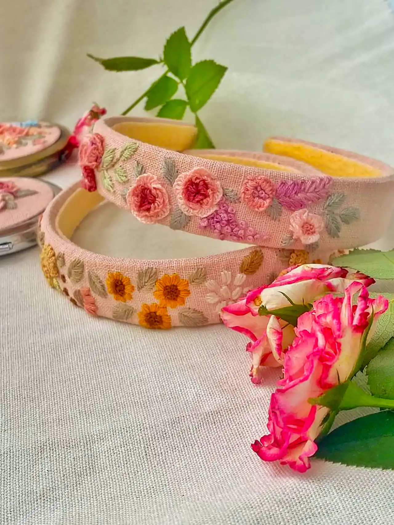 تل مو گلدوزی رنگی خاص 