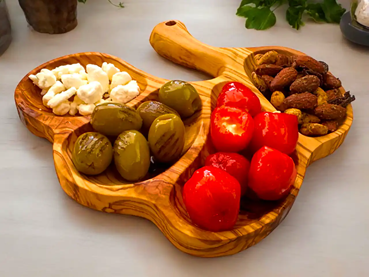 بشقاب پذیرایی طبیعی گردویی