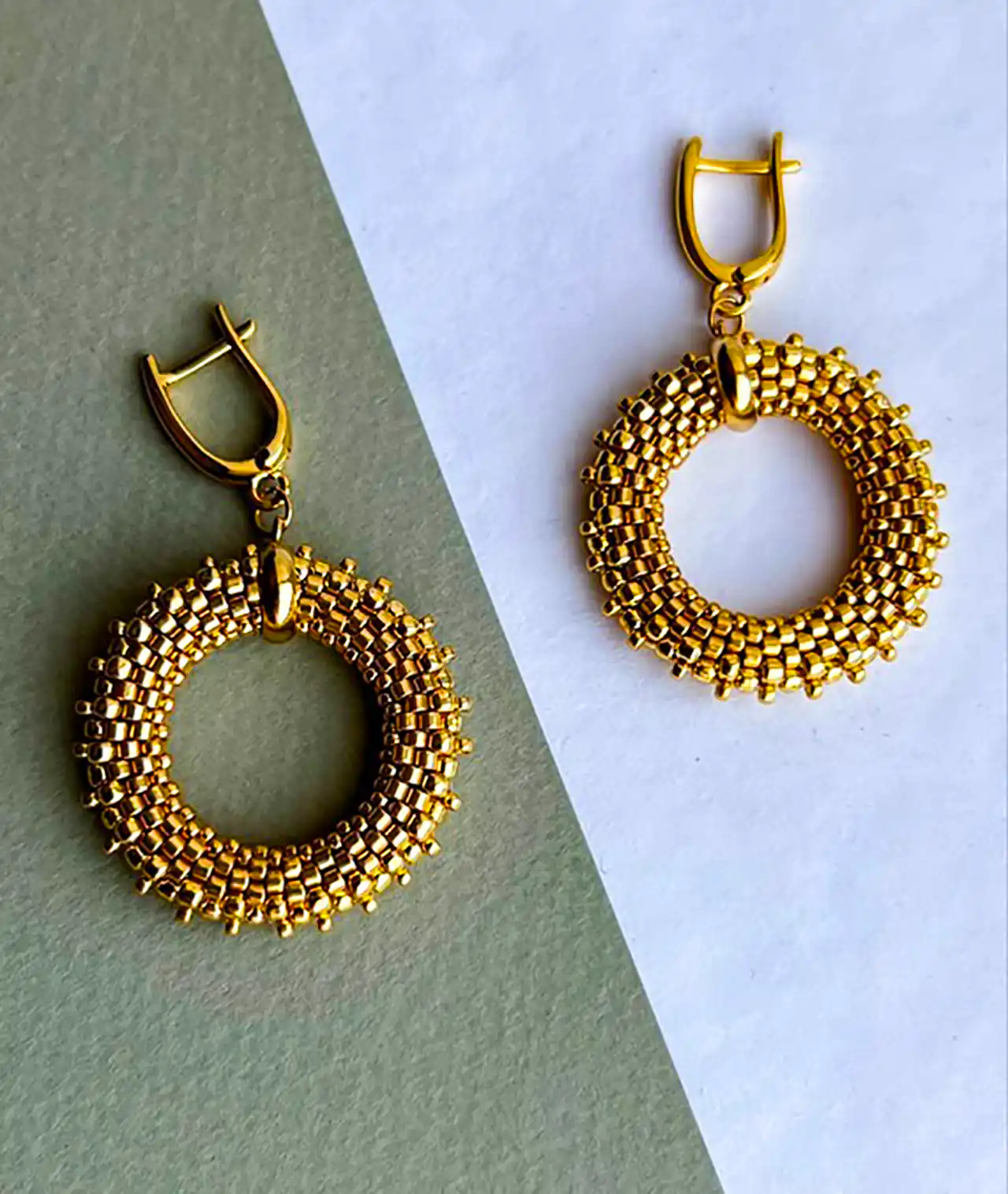 گوشواره دستساز مهره ای خاص 