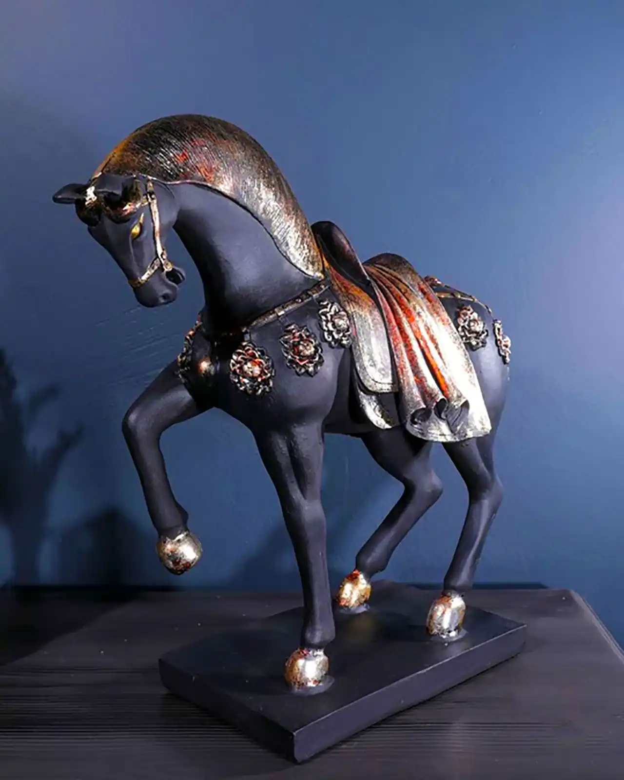 مجسمه اسب کلاسیک تزئینی