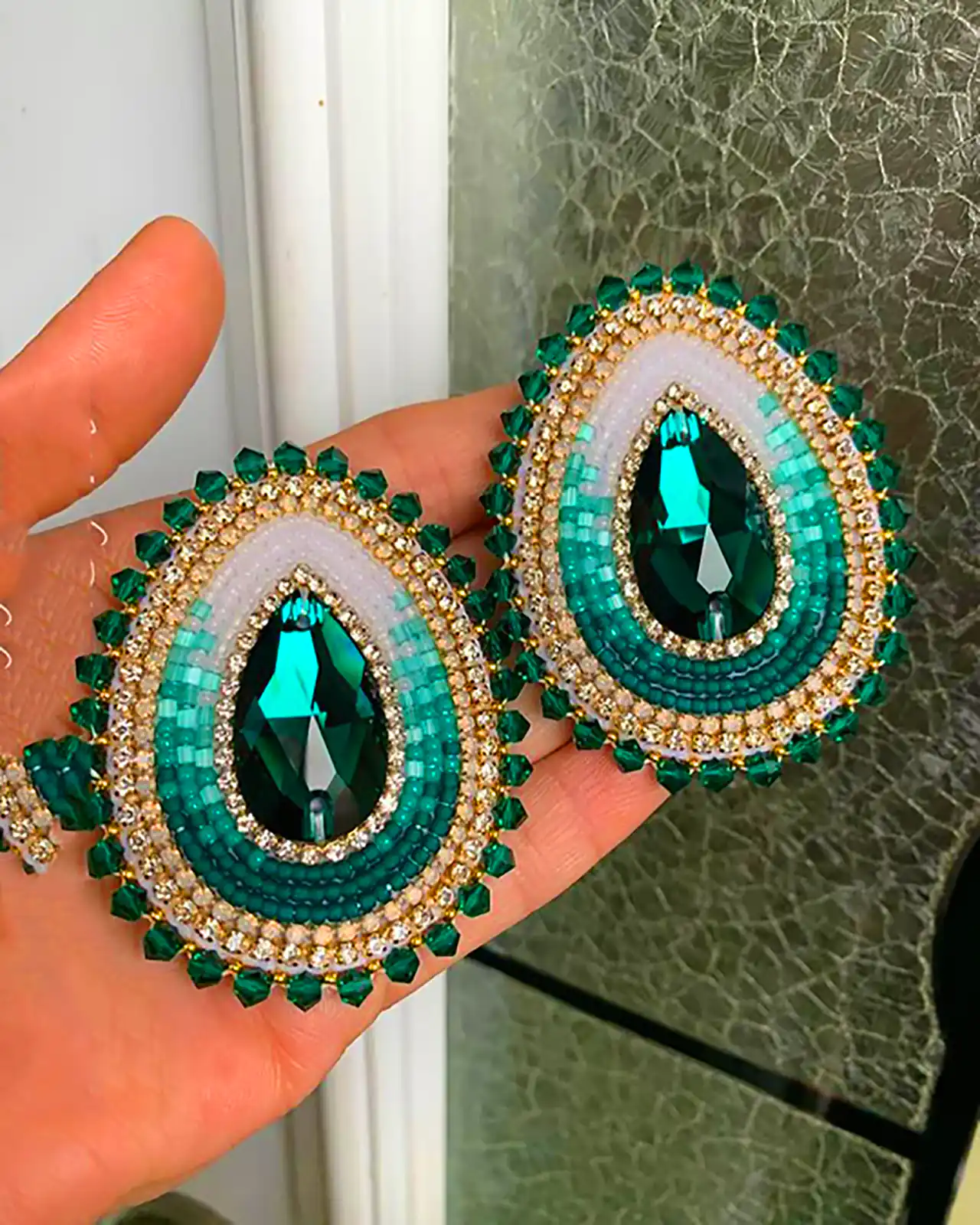 گوشواره سلطنتی سبز