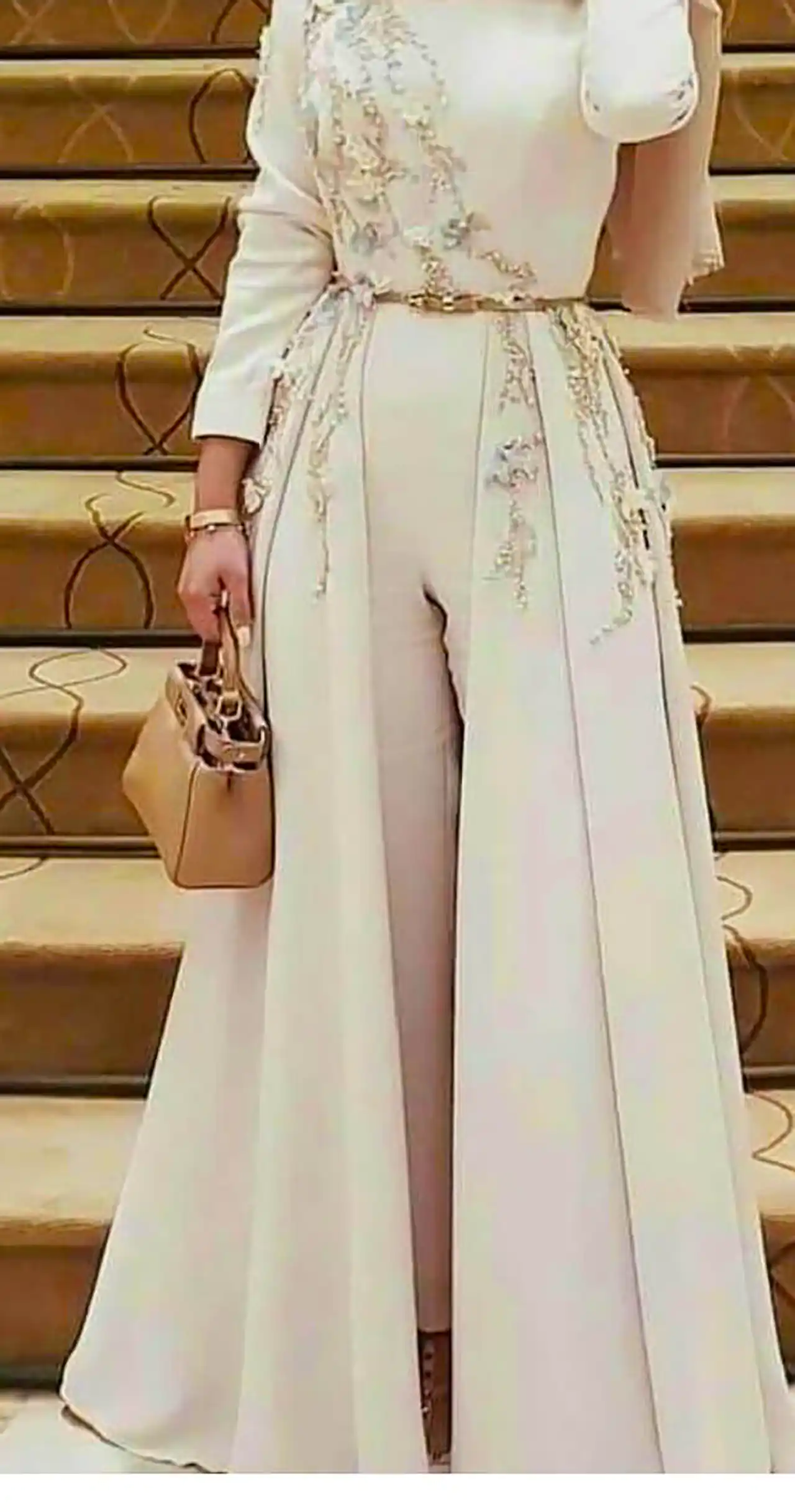 جامپسوییت مجلسی زنانه