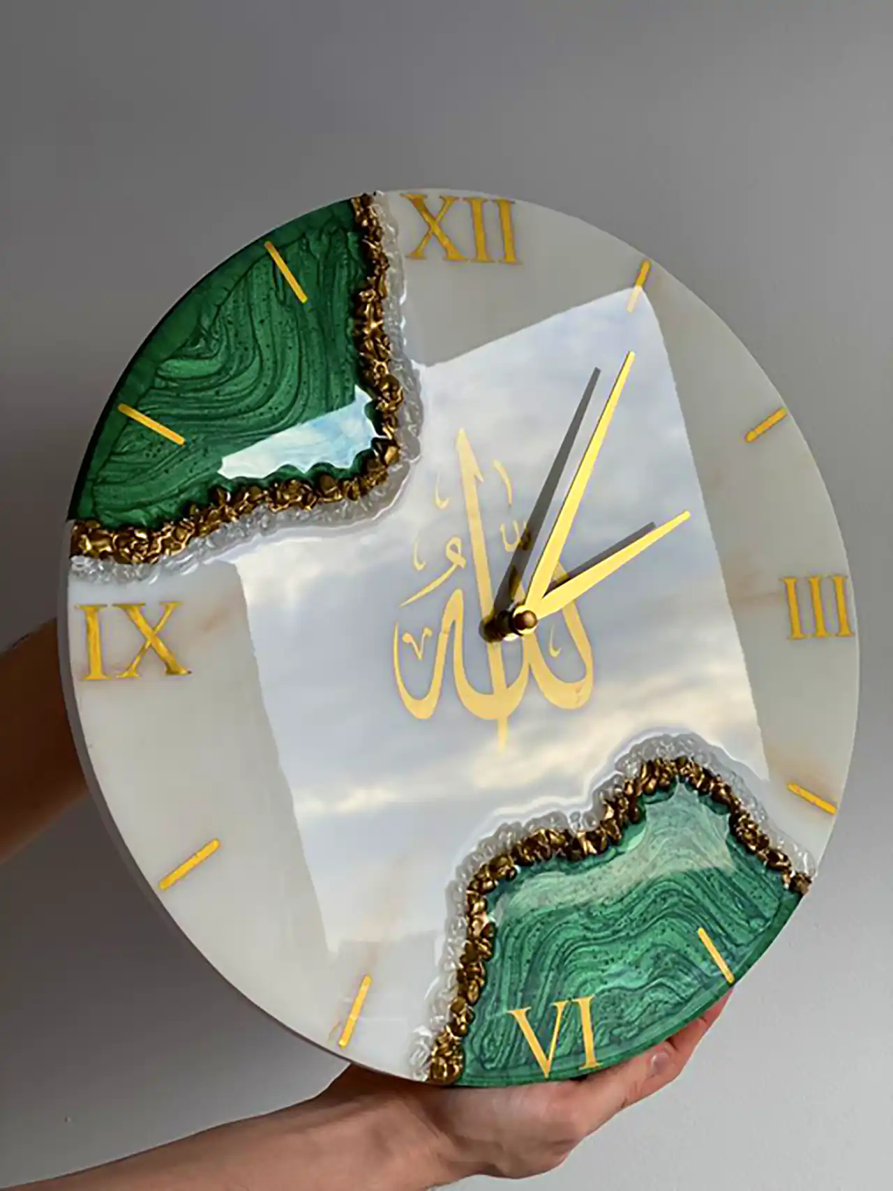 ساعت دیواری رزینی زیبا